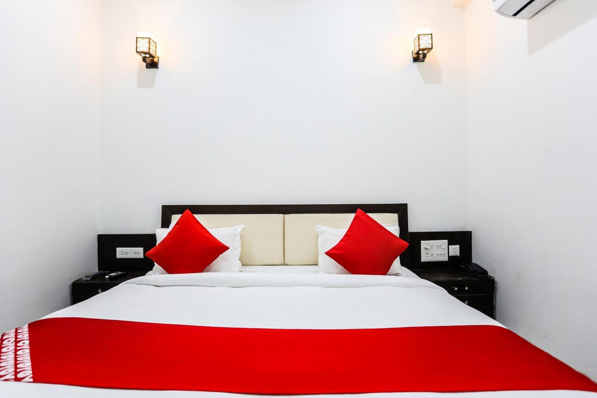 Oyo Hotel New Geetanjali Near Gautam Buddha Park Lucknow Exterior photo